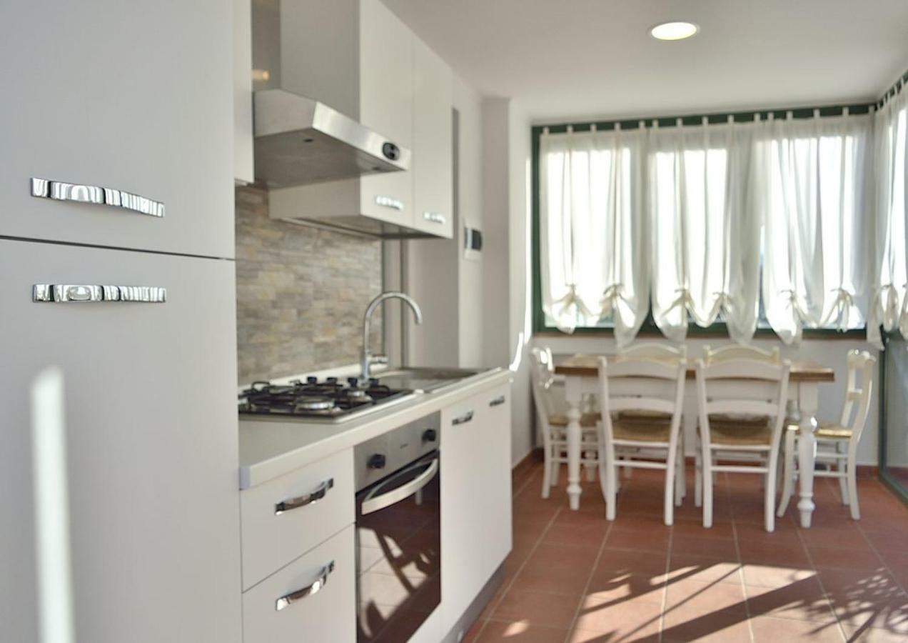 Villa Fiore Apartments Portoferraio Exterior photo